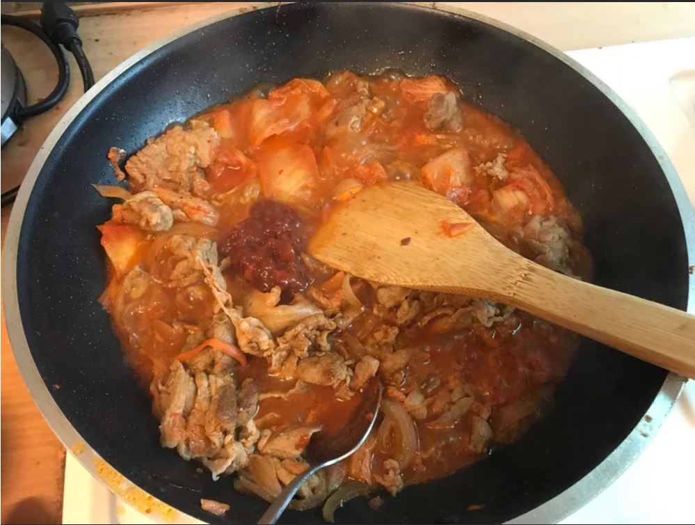 韓式泡菜豬肉燴豆腐-4