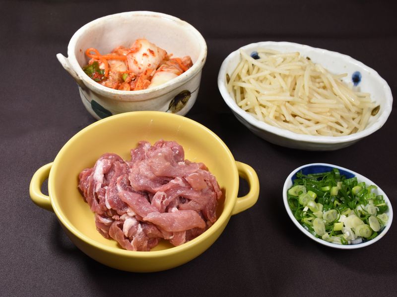 韓式泡菜炒肉絲
